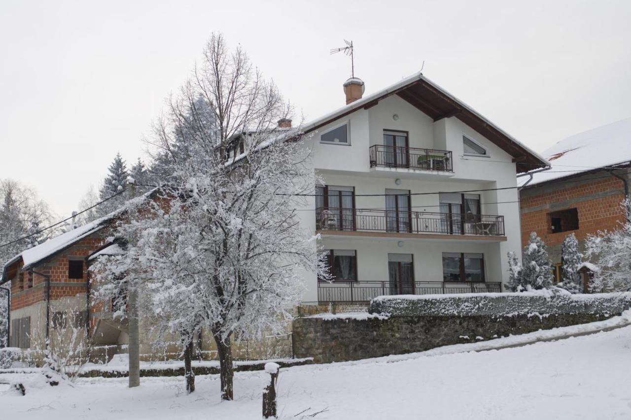 Gacka Idila Apartment Otocac Luaran gambar